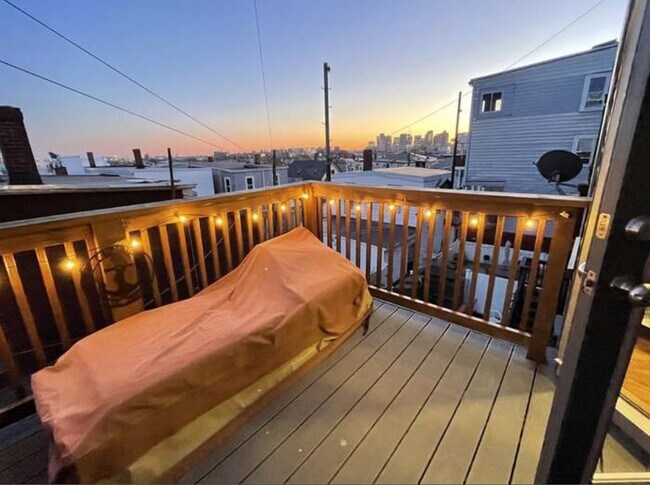 Foto del edificio - 249 Lexington St