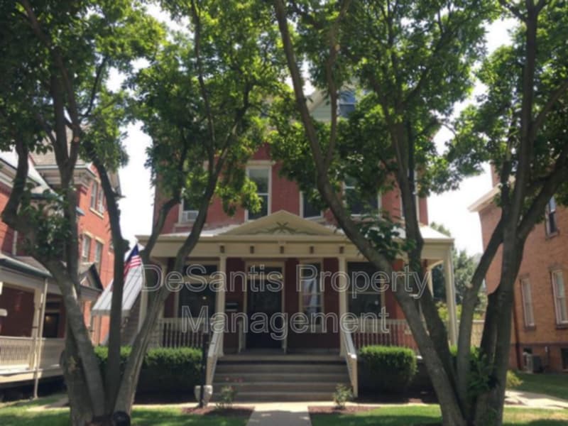 Primary Photo - 337 3rd St