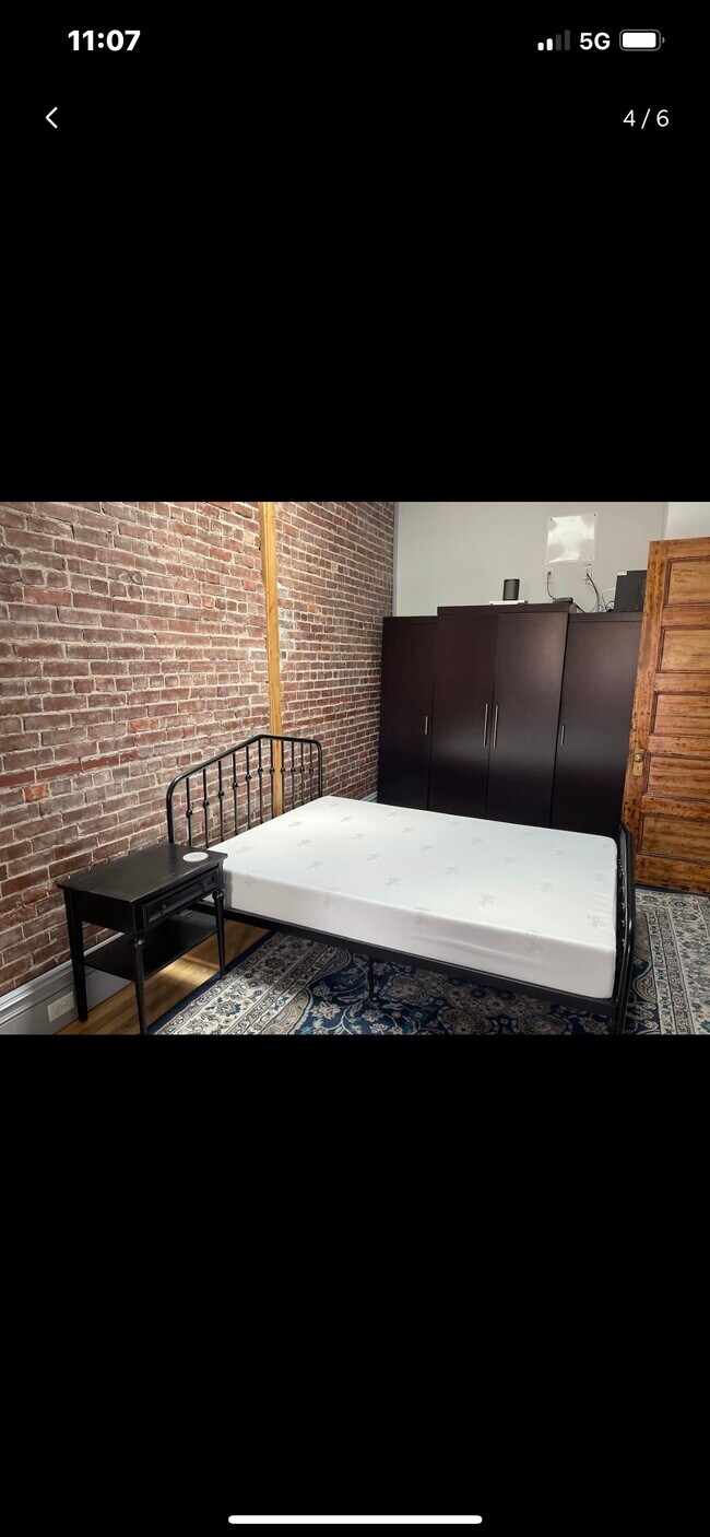 Foto del edificio - 60 E Market St