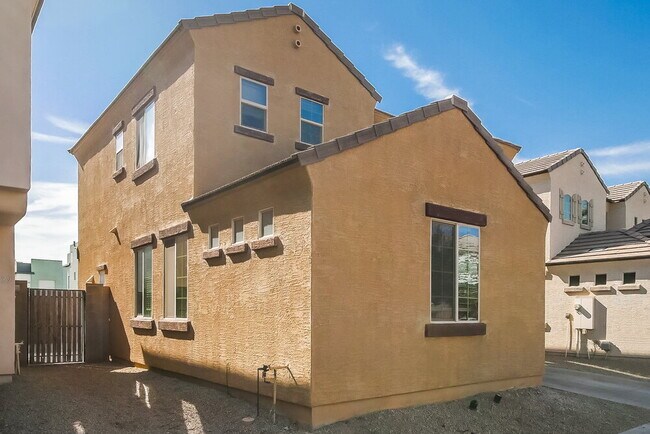 Foto del edificio - 10333 W Monterosa Ave