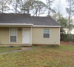 Building Photo - 330 Station Crossing Dr