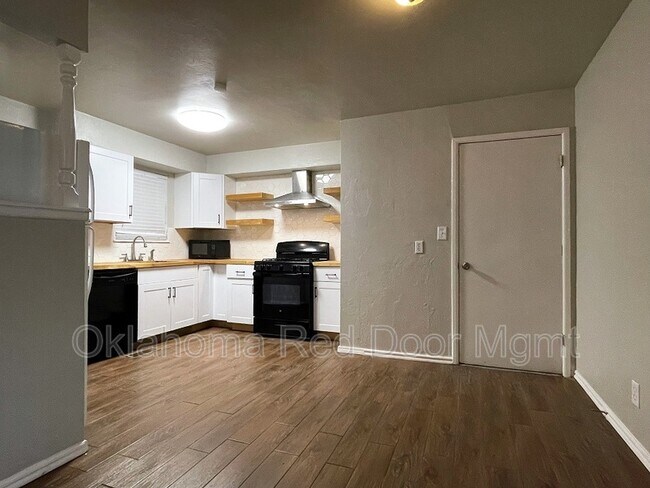 Foto del edificio - 1117 SW 65th St