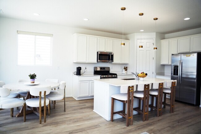 Foto del edificio - 2327 Prairie Smoke Dr