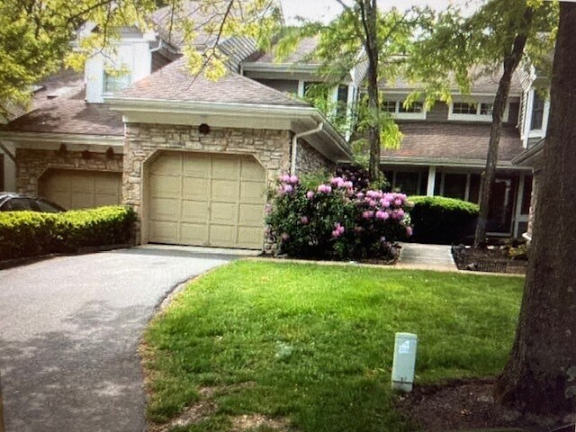 Primary Photo - 42 Springwood Ct