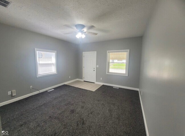 Foto del edificio - 1331 Kappes St