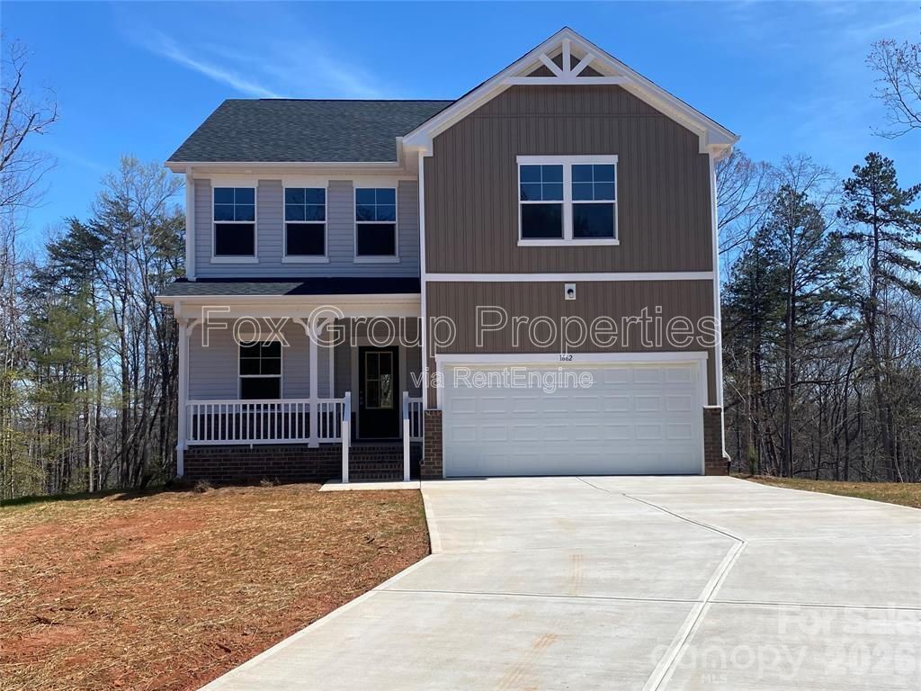 Photo - 1662 Nicholas Way