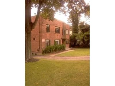 Foto del edificio - 3723 Woodford Rd