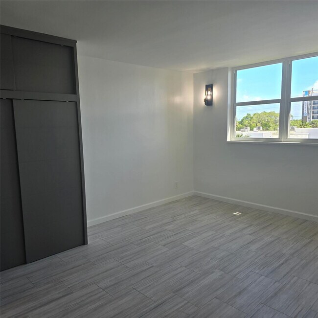 Foto del edificio - 505 E Dania Beach Blvd