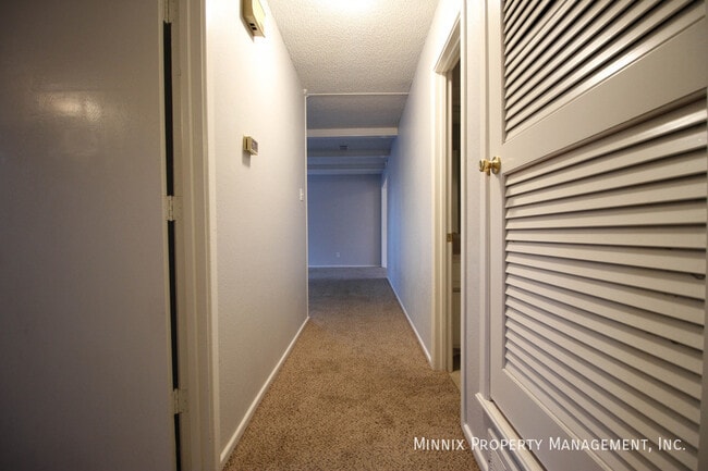 Building Photo - 7908 Aberdeen Ave