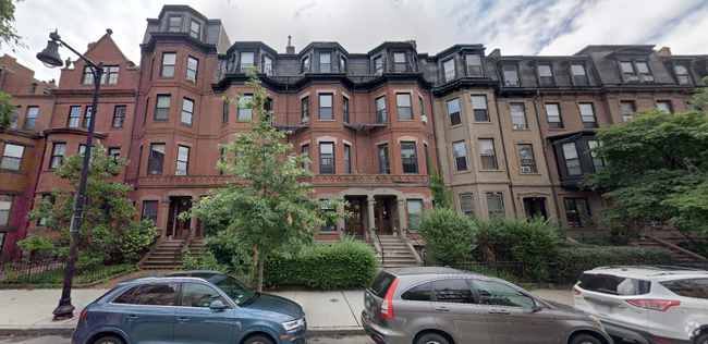 Building Photo - 307 Beacon St