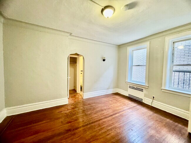 Building Photo - 55 Tonnelle Ave