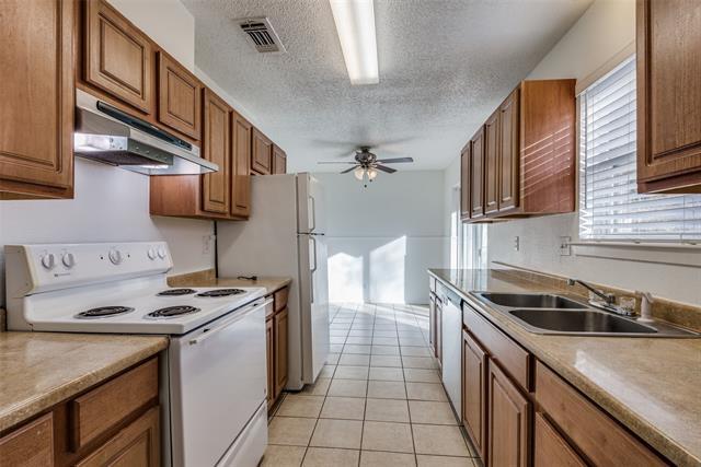 Foto del edificio - 709 E Main St