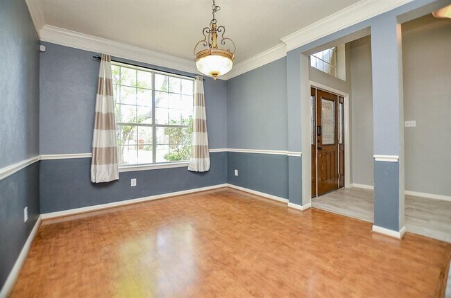 Building Photo - 7406 Greatwood Grove Dr