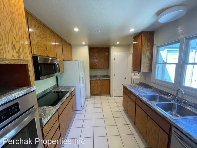 Building Photo - 3 br, 2 bath House - 2477 Pacheco Street