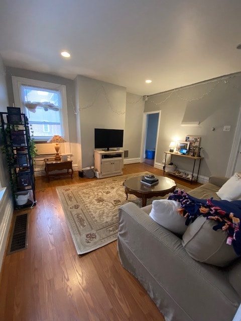 Foto del edificio - 4747 Friendship Ave