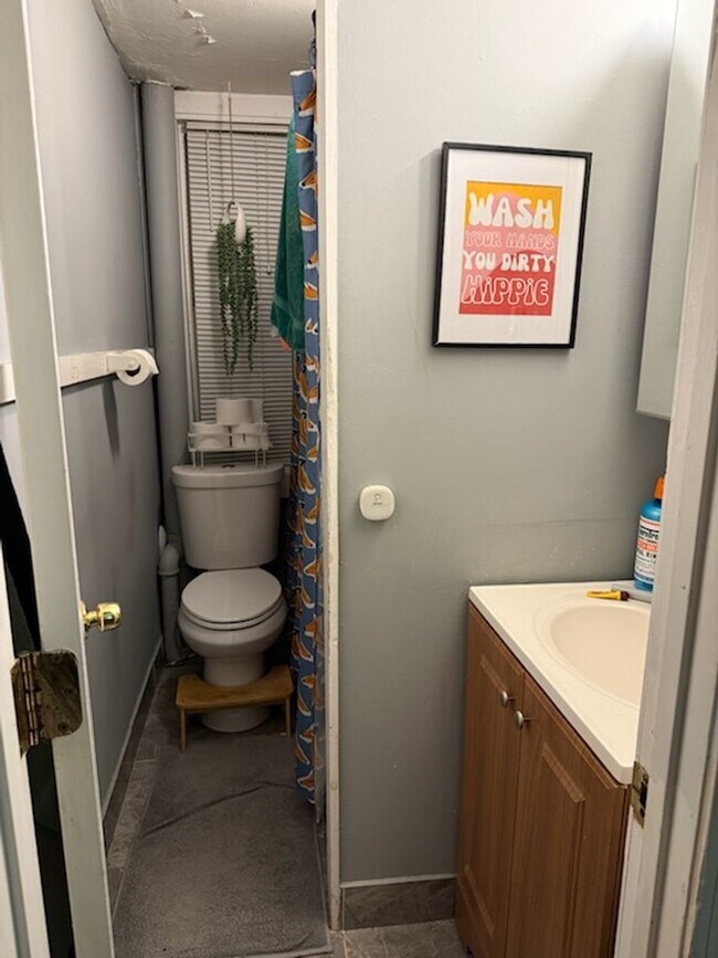 Photo - 11AKR Apartment