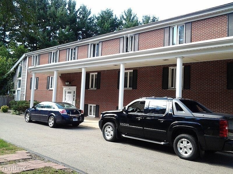 563 Garrison Ave, Battle Creek, MI 49017 Condo for Rent in Battle