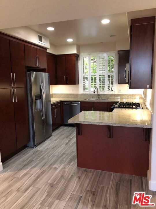 Foto del edificio - 14412 Killion St