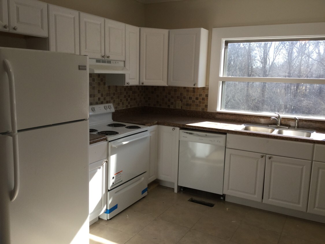 1933 Fenwood Dr, Knoxville, TN 37918 House Rental in Knoxville, TN