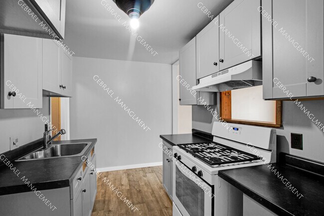 Building Photo - 4113 Fleming Rd