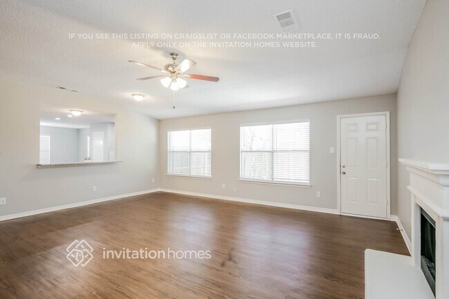 Foto del edificio - 645 Spillway Dr