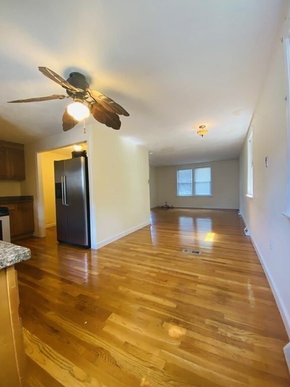 Foto del edificio - 37 Moreland Ave