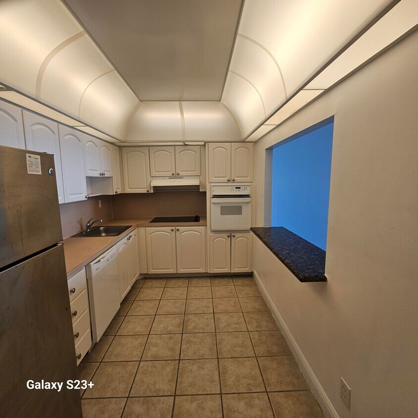 Photo - 19390 Collins Ave (Sunny Isles Beach, FL)