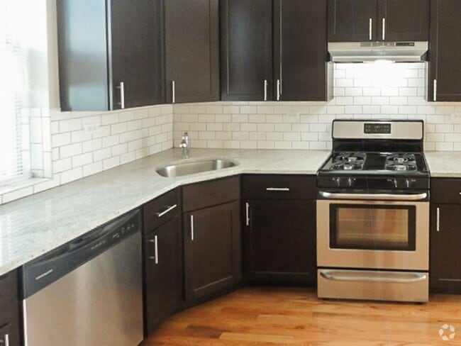 Building Photo - 4851 N Wolcott Ave