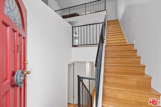 Building Photo - 1742 Stoner Ave