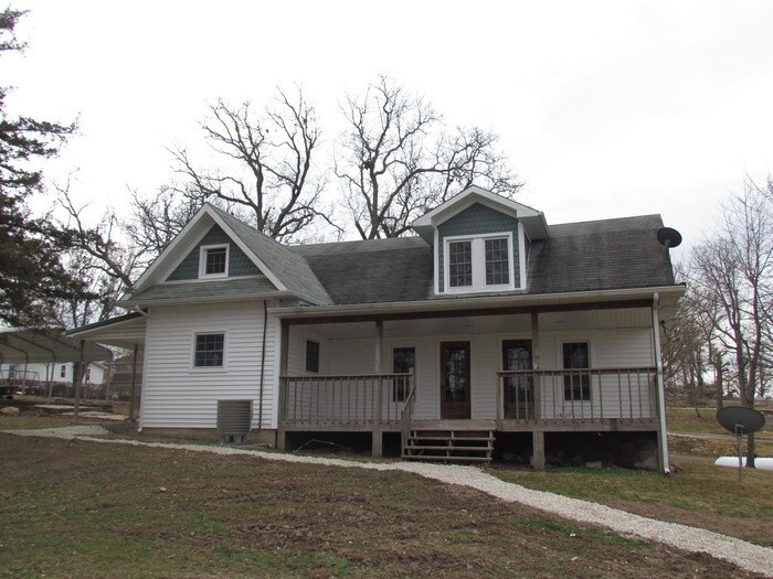 103 Preston St, Crocker, MO 65452 House Rental in Crocker, MO
