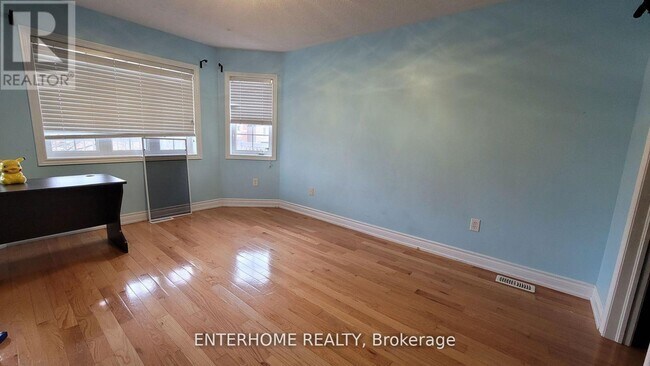 Building Photo - 18 Rossi Dr