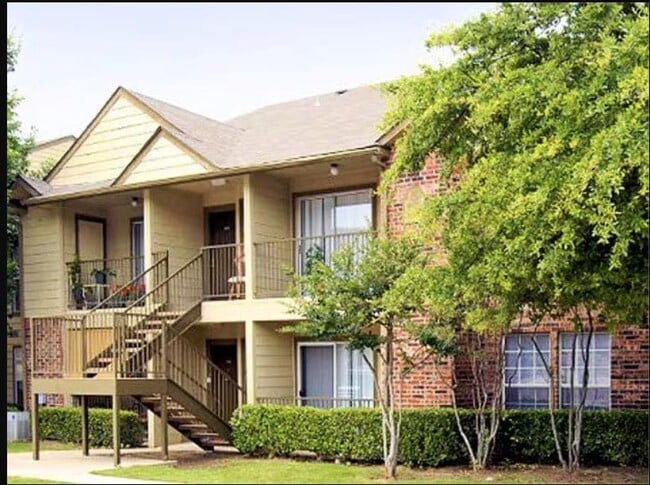 Building Photo - 1400 Eldorado Pkwy
