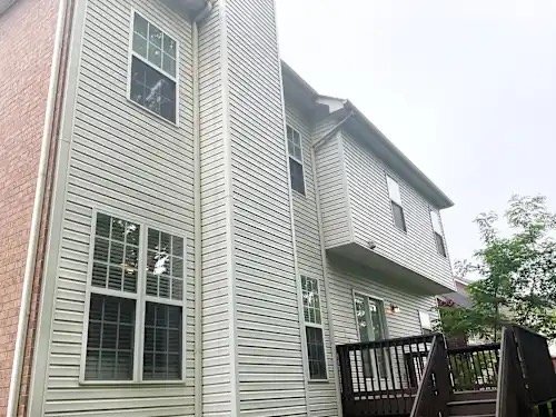Foto del edificio - 6975 Calderwood Dr