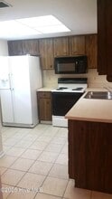Building Photo - 4437 Holly Tree Rd