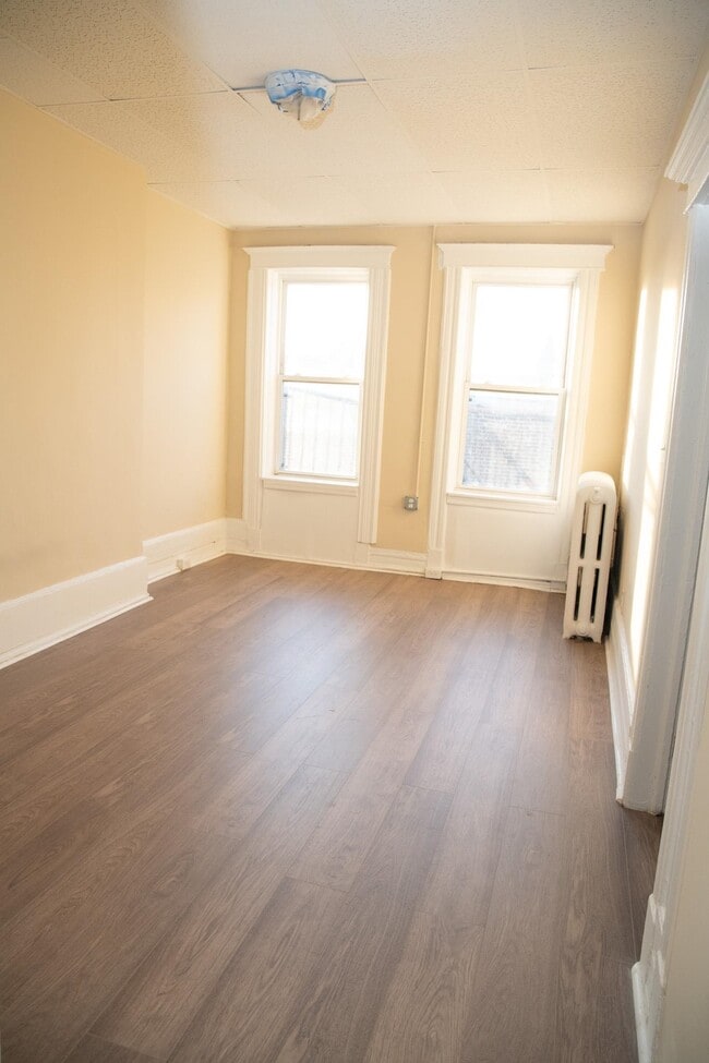 Building Photo - 639 Ocean Ave