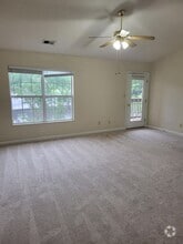 Building Photo - 121 Wexford Dr