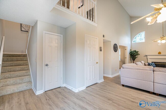 Foto del edificio - 508 Farmingdale Rd SE