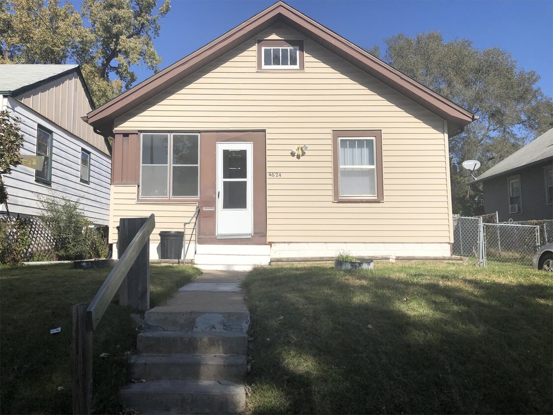 4624 Larimore Ave, Omaha, NE 68104 House Rental in Omaha, NE