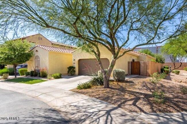 Building Photo - 290 E Indigo Dr