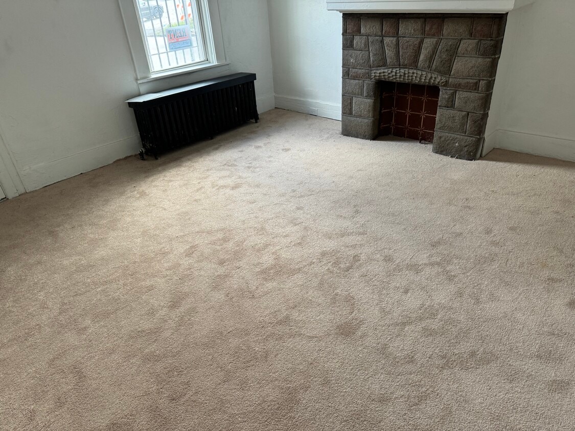 Foto principal - 214 Seneca St