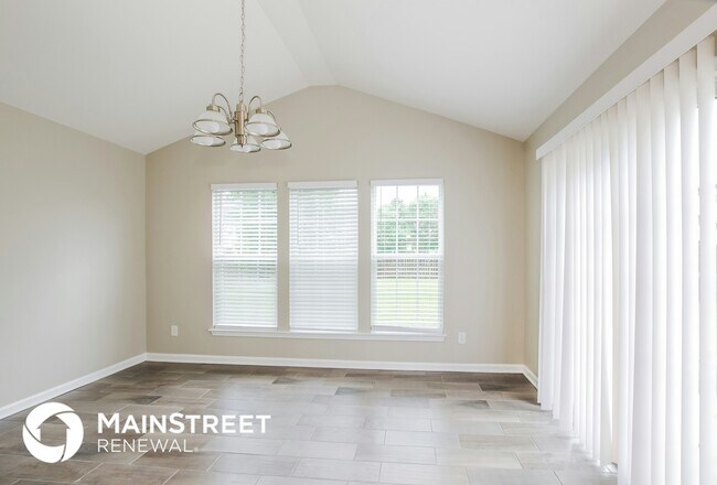 Foto del edificio - 140 Crestwood Dr