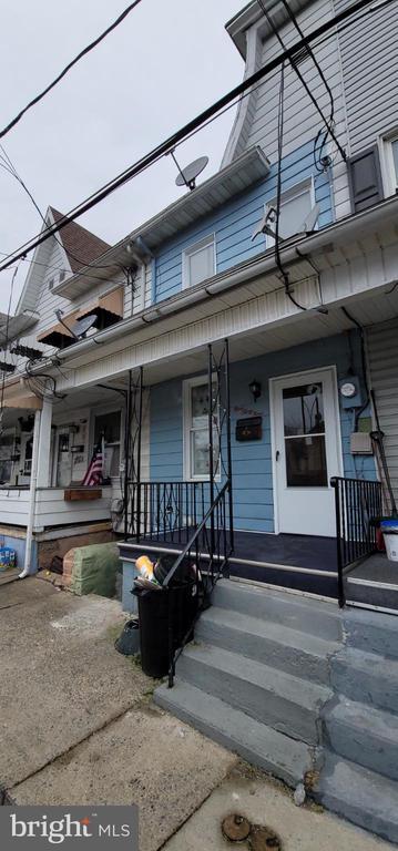 Foto del edificio - 939 W Pine St