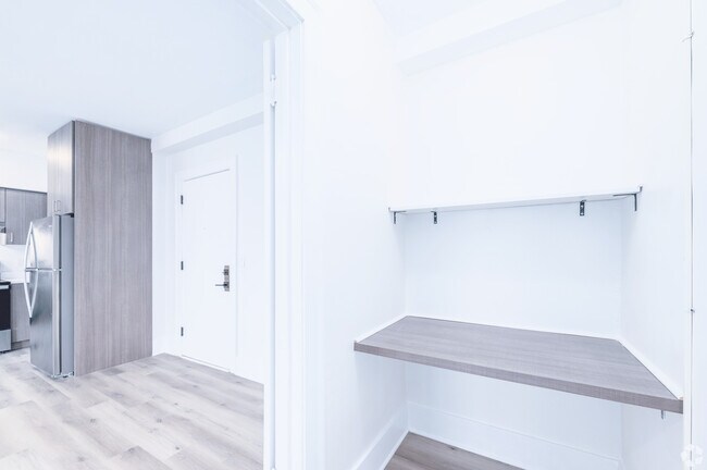 Un dormitorio - Armario/Espacio de trabajo - Pisos superiores - The Lewis
