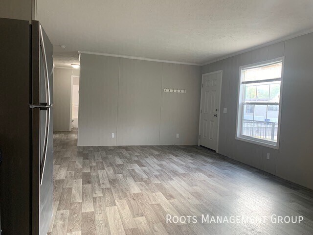 Building Photo - Home Available to Lease - Apply Today!