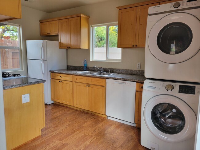 Washer&dryer - 7015 Louise Ave