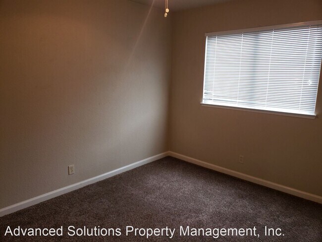 Building Photo - 2 br, 1 bath House - 1835 Shasta St. #3
