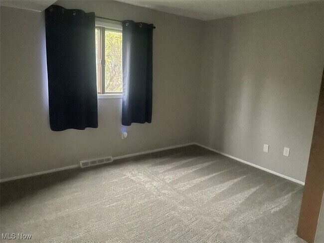 Foto del edificio - 14292 Trenton Ave