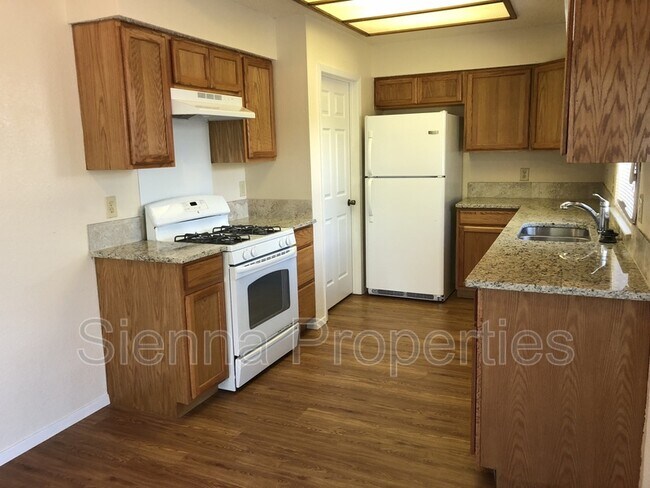 Building Photo - 8300 Bradford Edward Cove