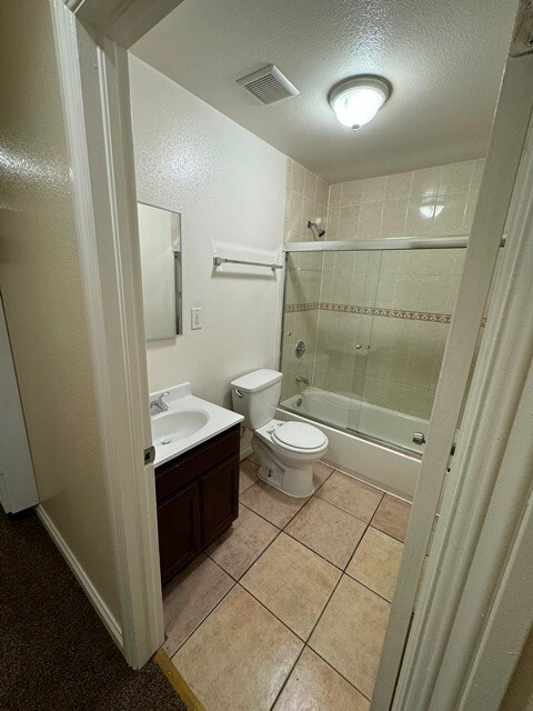 Foto del edificio - 355-357 W 82nd Street