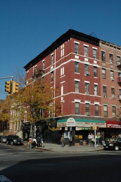 Foto principal - 301 W 138th St